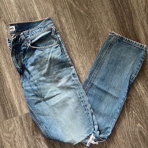 Slim fit skinny leg Express jeans